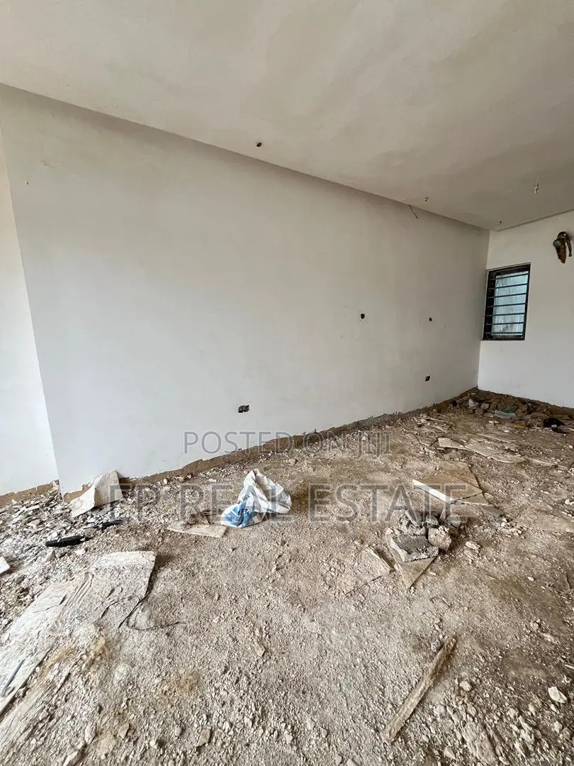 4bdrm House in Apo District for sale in Apo District