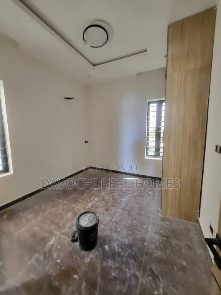 4bdrm Duplex in Lekki Phase 1 for sale in Lekki Phase 1