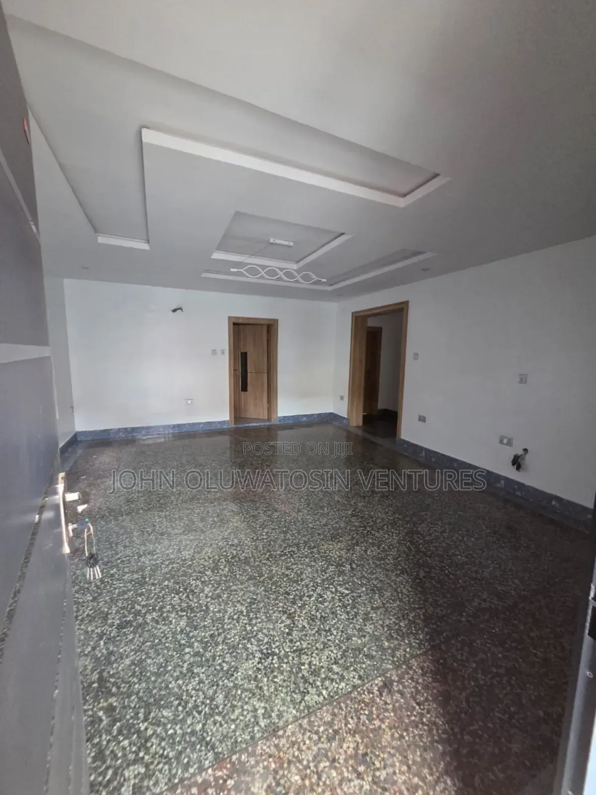 2bdrm Block of Flats in Ikolaba Gra, Bodija for rent in Bodija