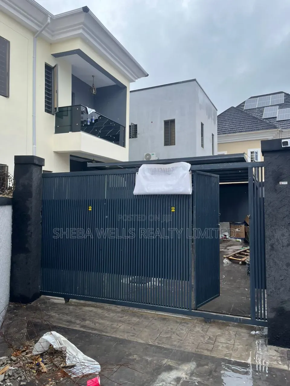 5bdrm Duplex in Omole Phase 2 for sale in Omole Phase 2