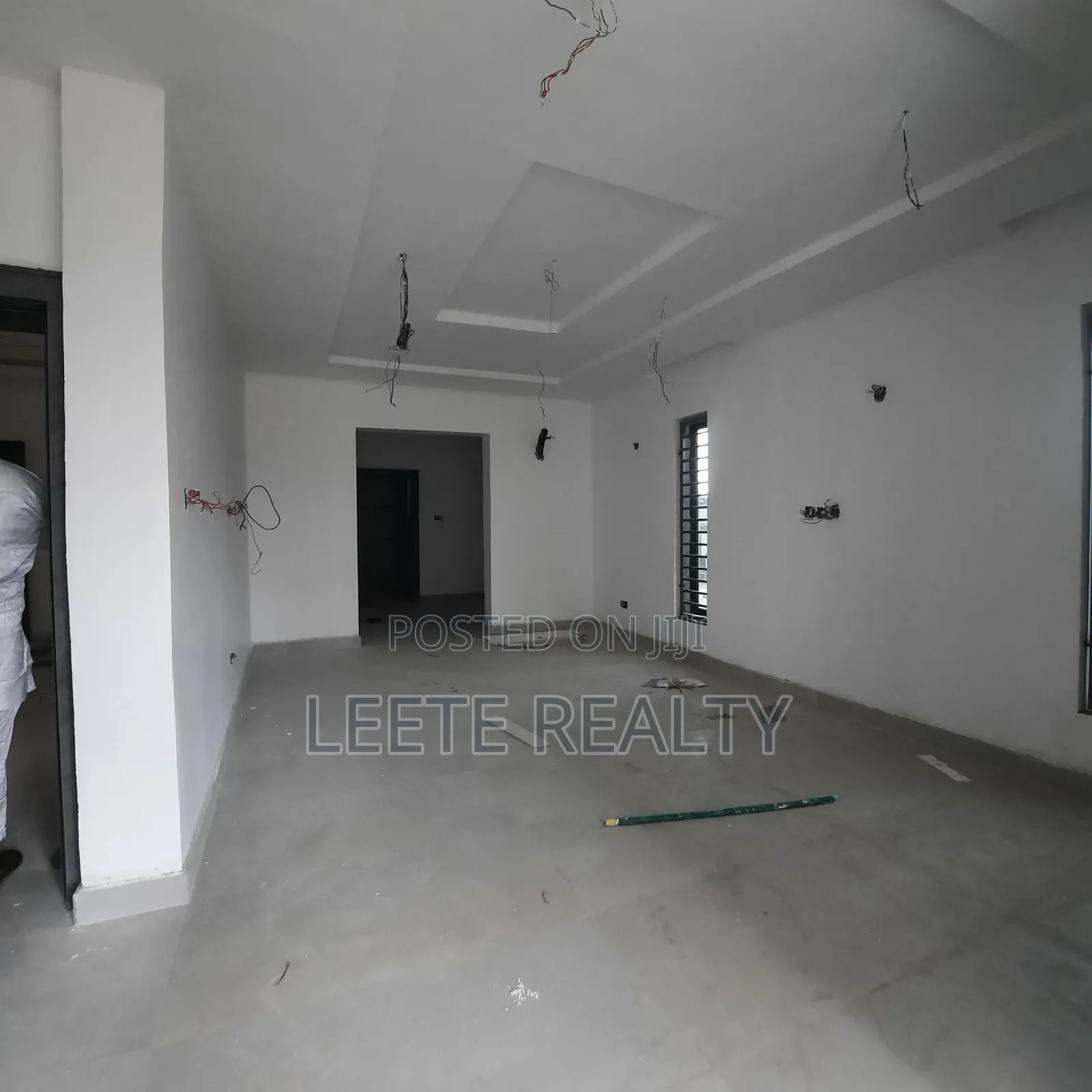 5bdrm Duplex in Mabushi for sale in Mabushi