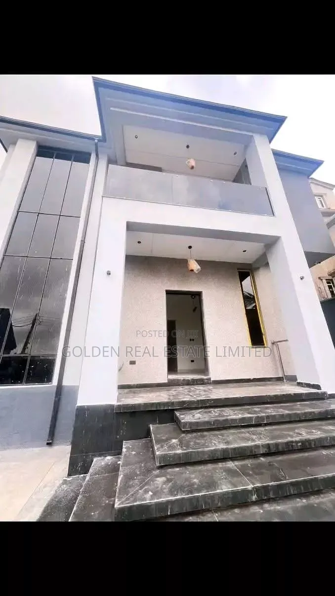 4bdrm Duplex in Apo Resettlement for sale in Apo Resettlement