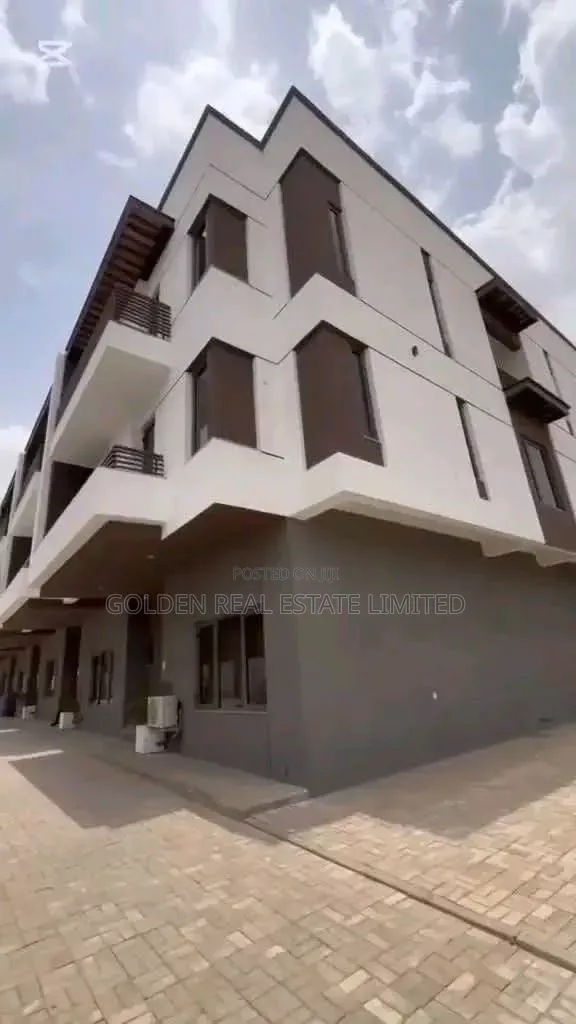 4bdrm Duplex in Wuse 2 for sale in Wuse 2