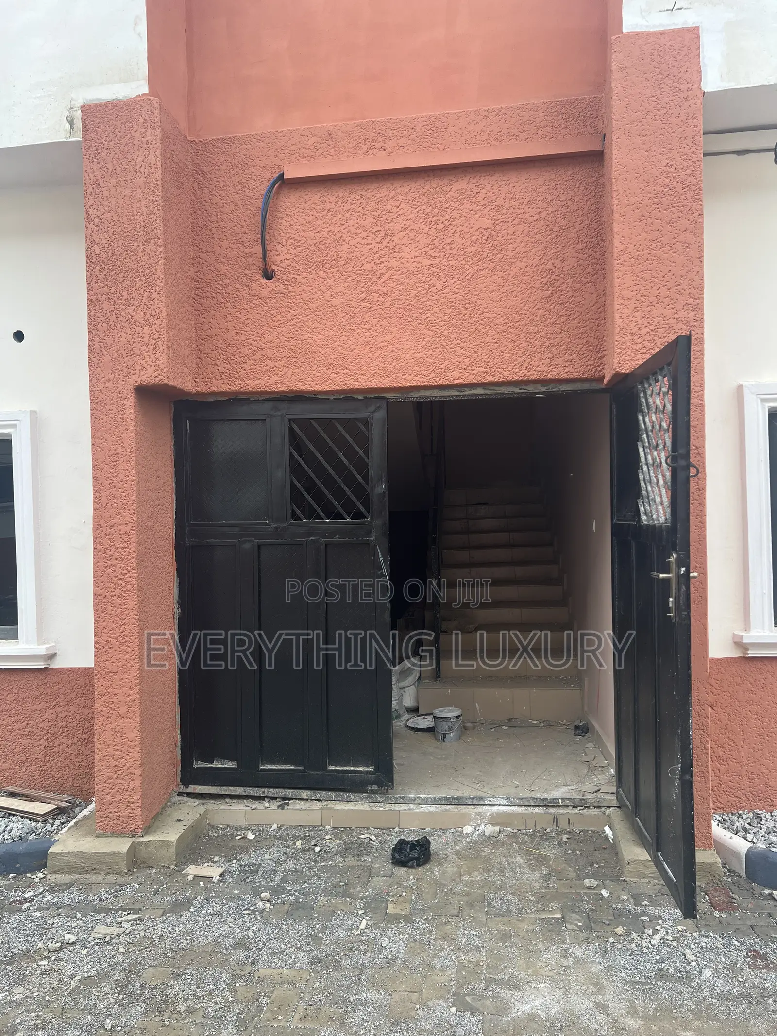 2bdrm Block of Flats in Ushafa for rent in Ushafa