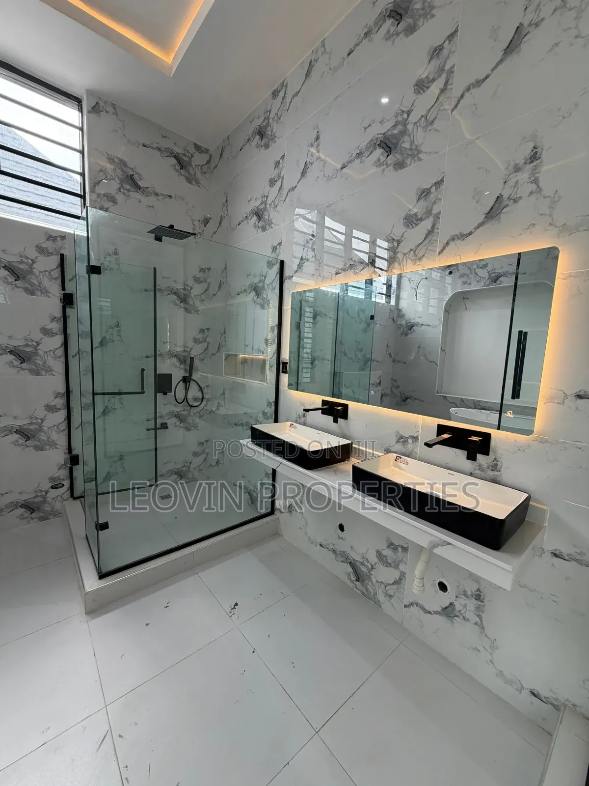 5bdrm Duplex in Chevron Luxury, Lekki Expressway for sale in Lekki Expressway