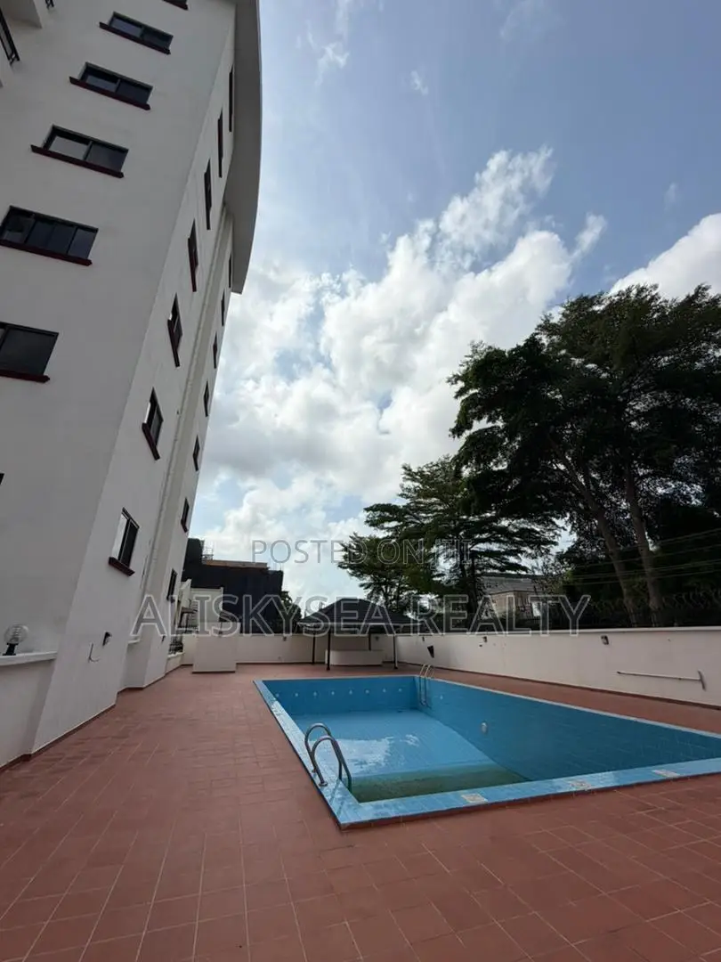 3bdrm Block of Flats in Ikoyi for rent in Ikoyi