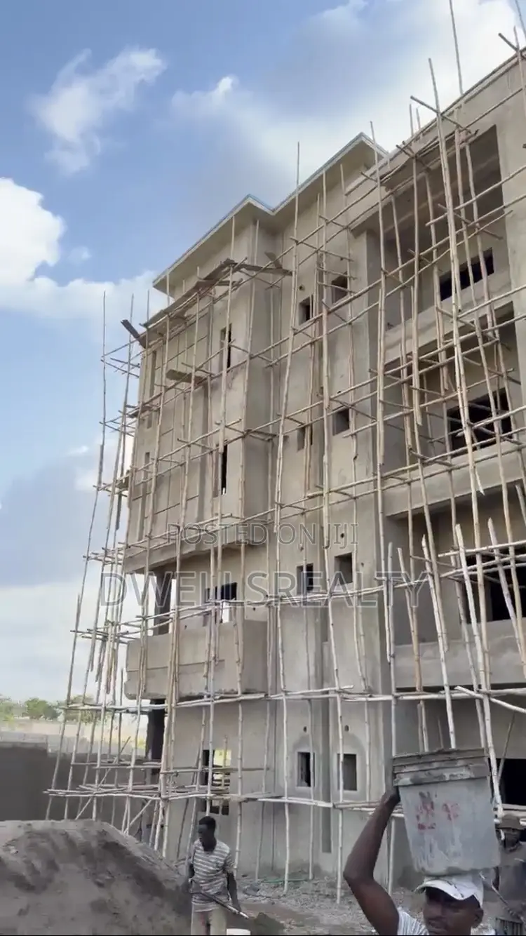 3bdrm Apartment in Boite Sapphire, Life Camp for sale in Life Camp