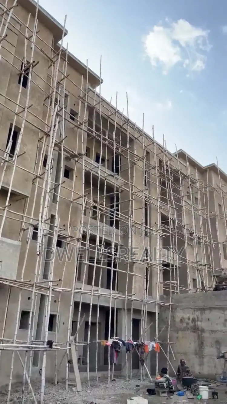 3bdrm Apartment in Boite Sapphire, Life Camp for sale in Life Camp