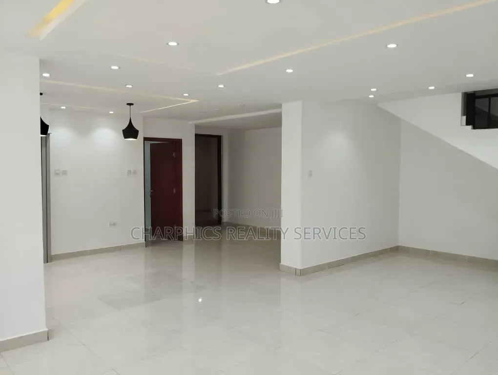 3bdrm Apartment in Akin Olugbade for rent in Akin Olugbade