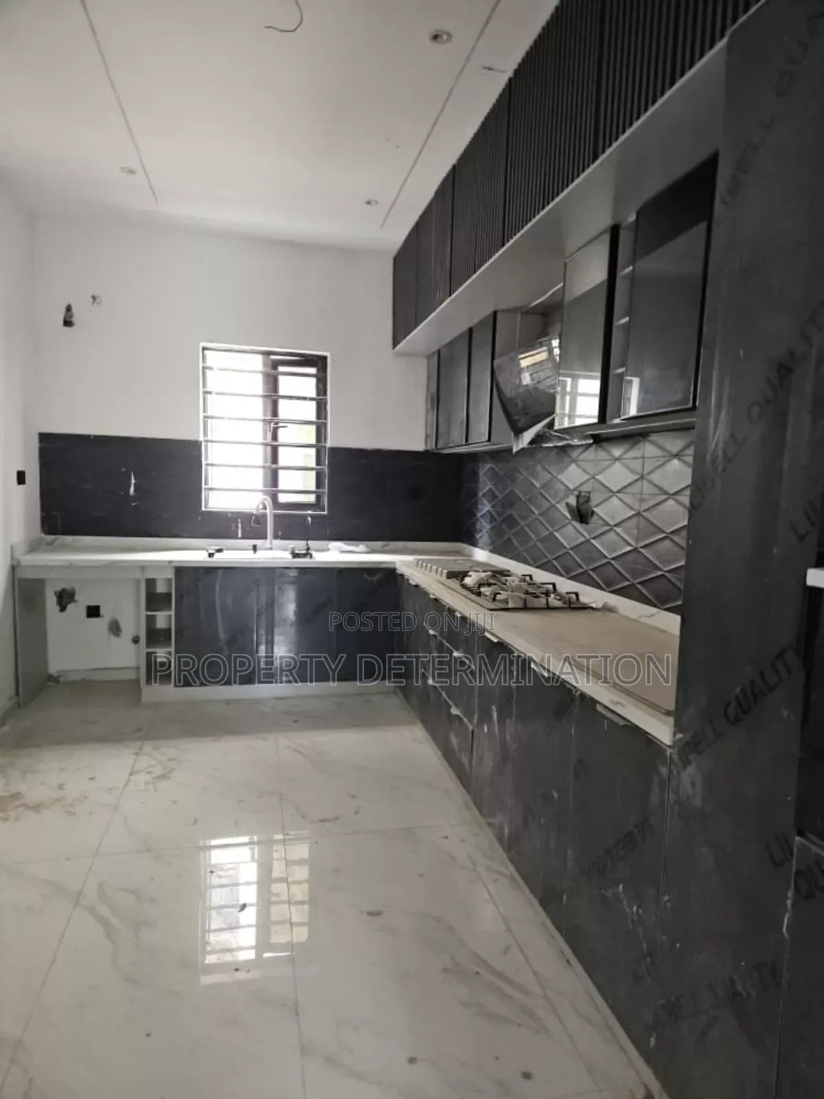 3bdrm Block of Flats in Ikeja Gra for sale in Ikeja