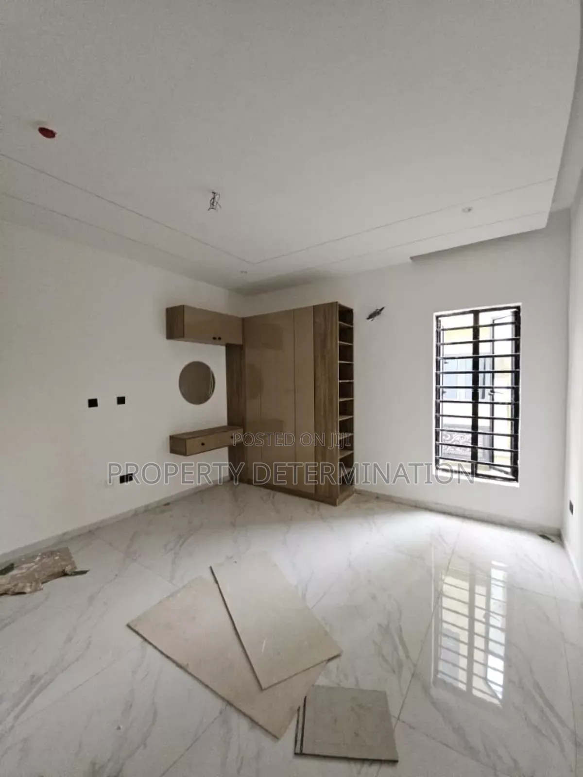 3bdrm Block of Flats in Ikeja Gra for sale in Ikeja