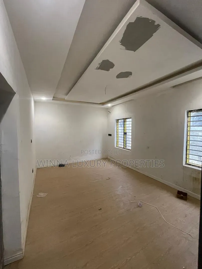 4bdrm Duplex in Palm Height Estate, Lugbe District for rent in Lugbe District