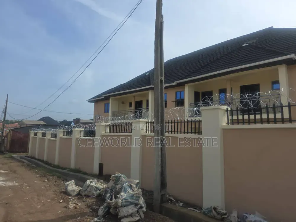 3bdrm Apartment in Olusoji Oluyole, Akala Express for rent in Akala Express