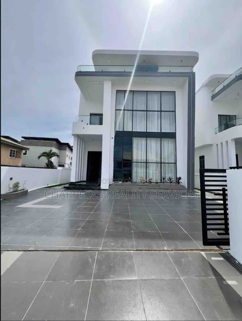 4bdrm Duplex in Off Lekki-Epe Expressway for sale in Off Lekki-Epe Expressway
