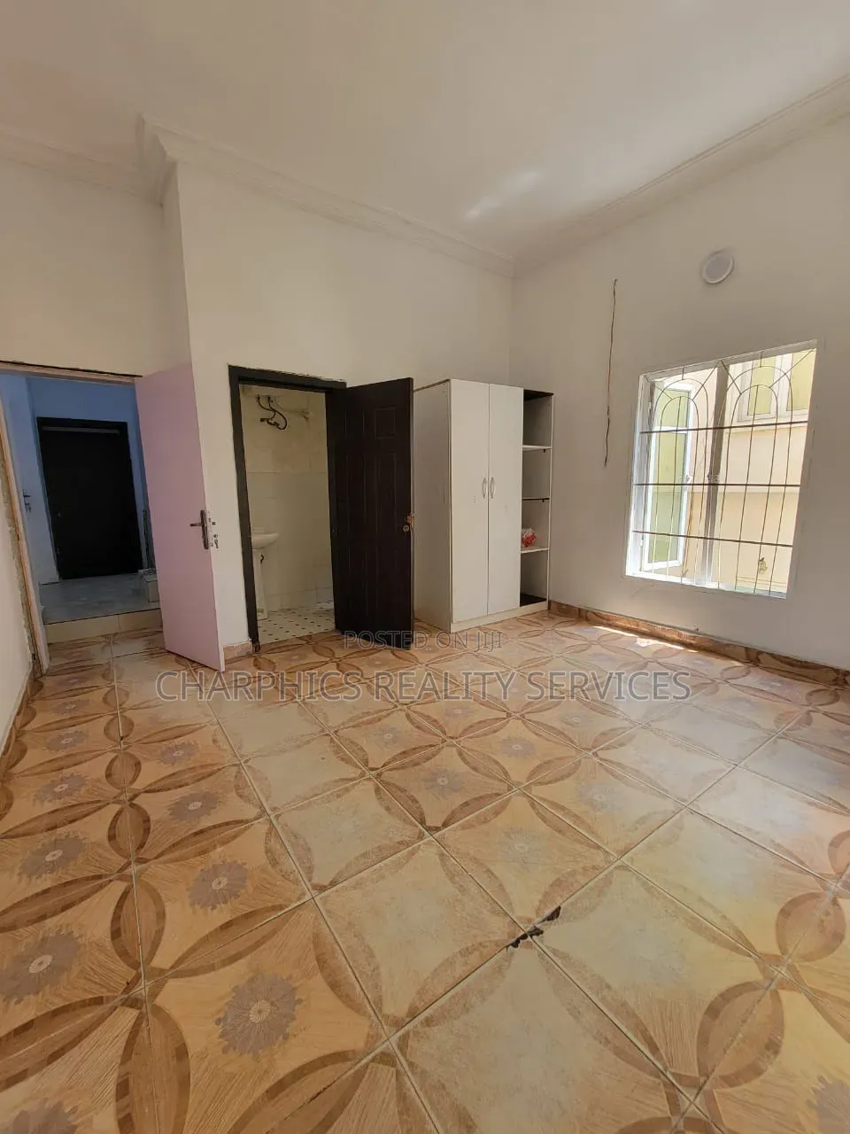 Mini Flat in Ikota for rent in Ikota