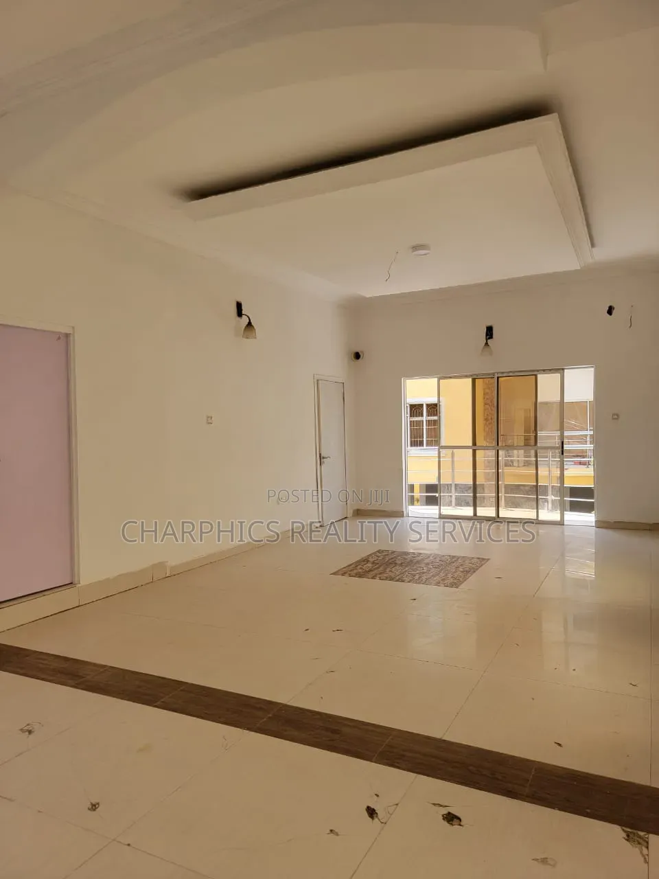 Mini Flat in Ikota for rent in Ikota
