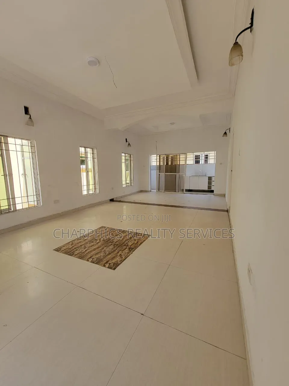 Mini Flat in Ikota for rent in Ikota
