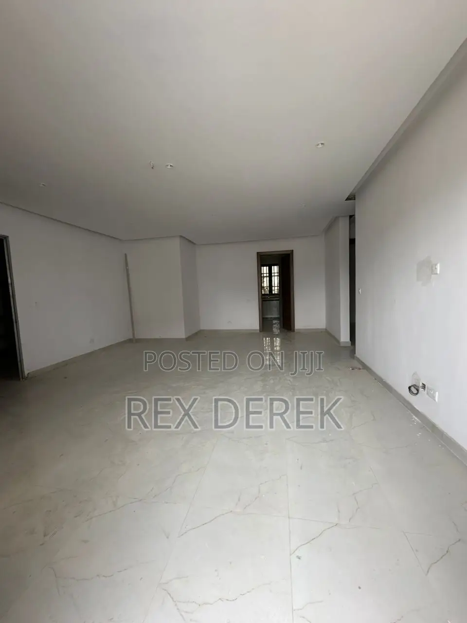 3bdrm Apartment in Old Ikoyi for sale in Old Ikoyi