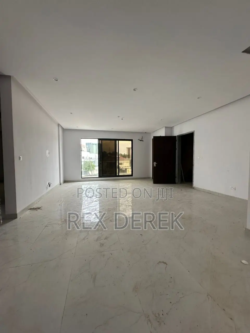 3bdrm Apartment in Old Ikoyi for sale in Old Ikoyi