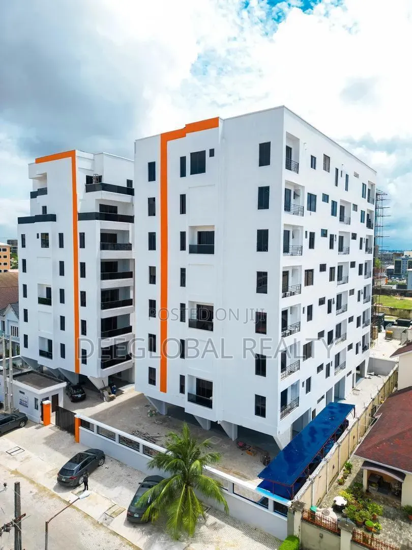 3bdrm Block of Flats in Lekki Phase 1 for sale in Lekki Phase 1