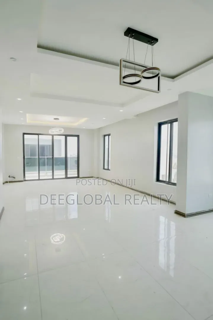 3bdrm Block of Flats in Lekki Phase 1 for sale in Lekki Phase 1