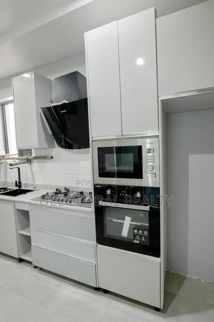 3bdrm Block of Flats in Lekki Phase 1 for sale in Lekki Phase 1