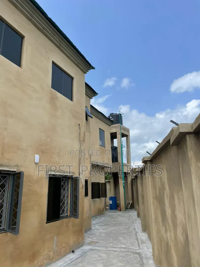 Furnished 5bdrm Duplex in Arapaja Odo Ona, Ibadan for sale in Ibadan