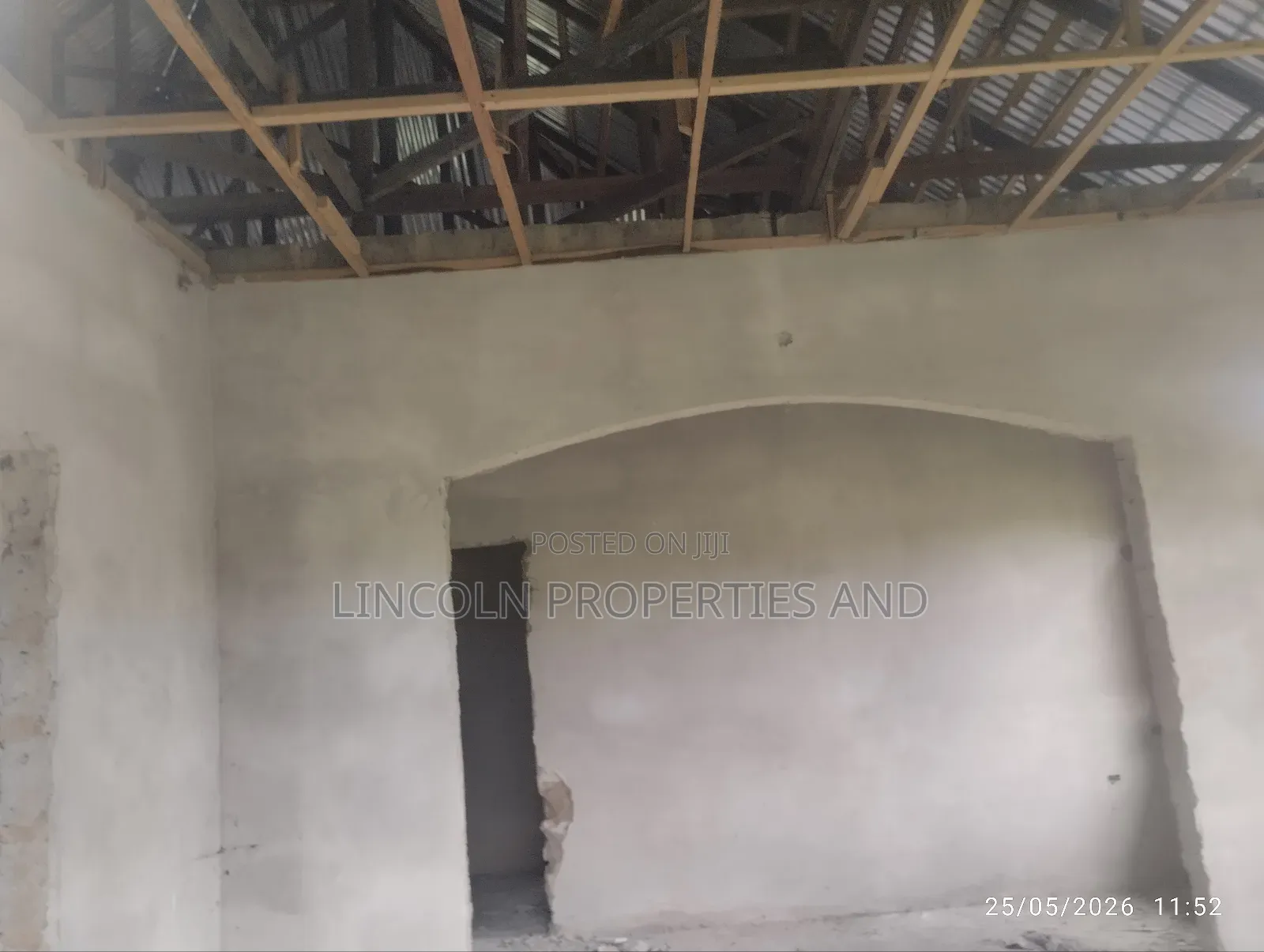 3bdrm Bungalow in Abak Road By Ikot, Uyo for sale in Uyo
