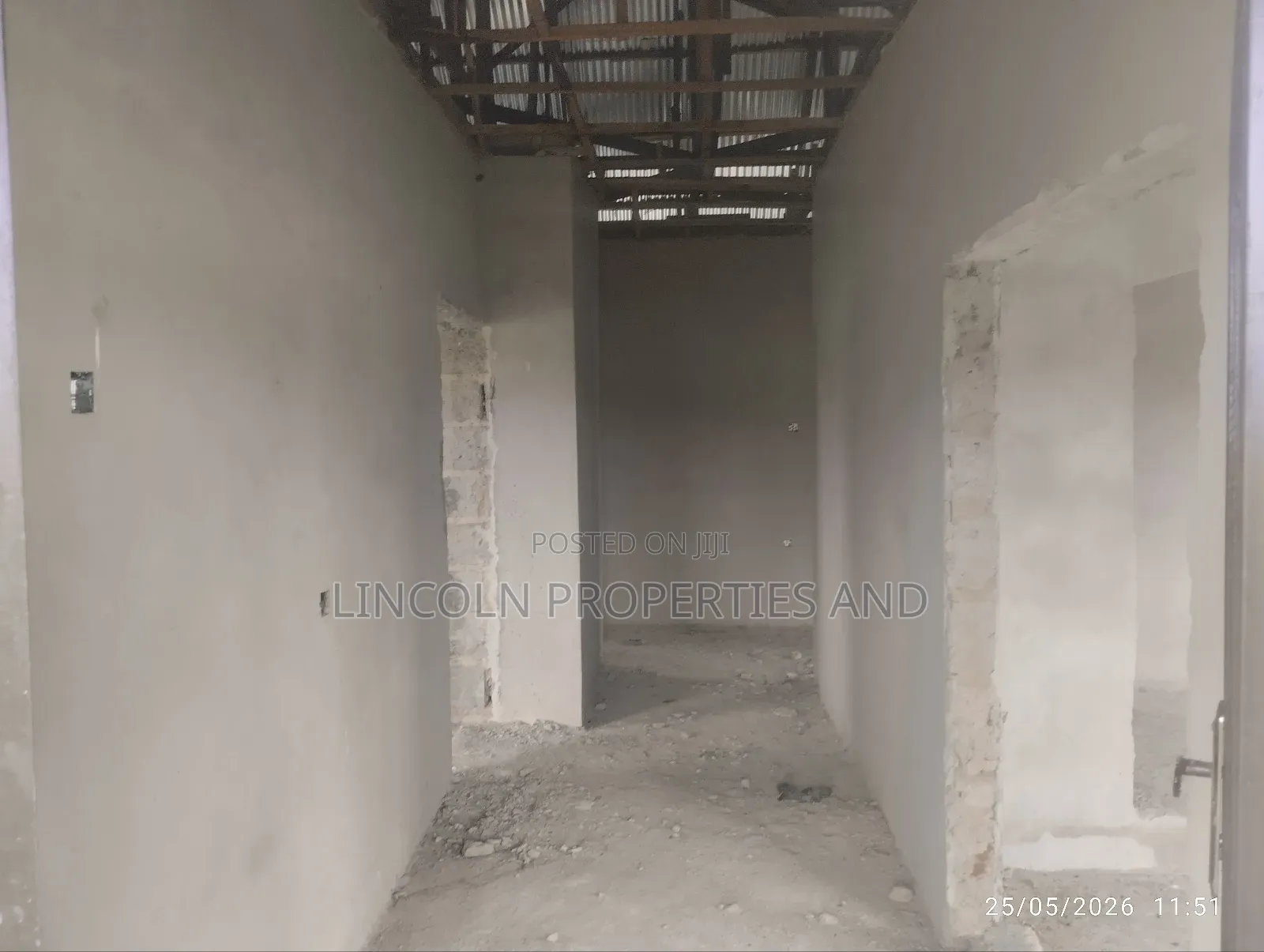 3bdrm Bungalow in Abak Road By Ikot, Uyo for sale in Uyo