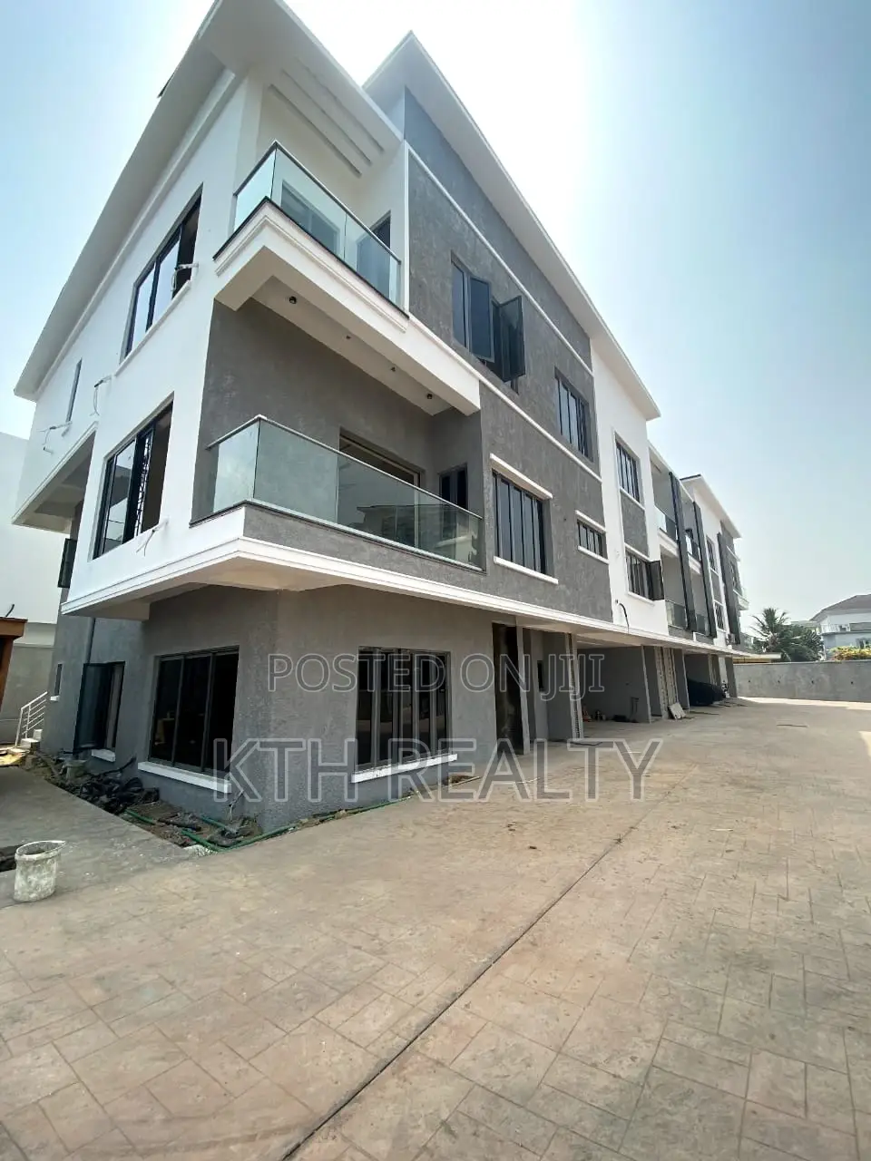 4bdrm Duplex in Banana Island for rent in Banana Island