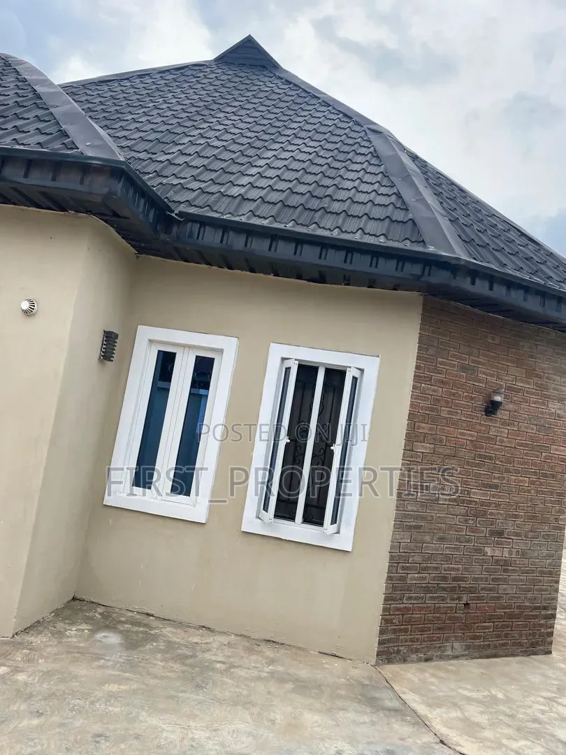 Furnished 2bdrm Bungalow in Odeku Estate, Ibadan for sale in Ibadan