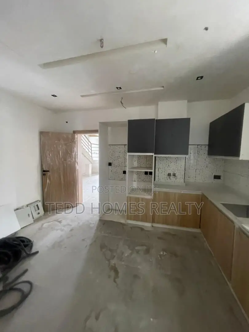 2bdrm Apartment in Ikate for sale in Ikate