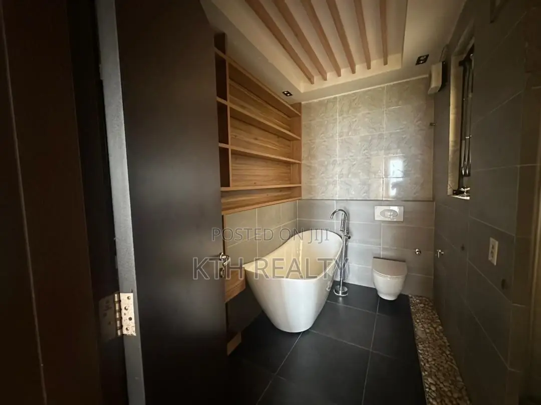 2bdrm Apartment in Ikate for sale in Ikate
