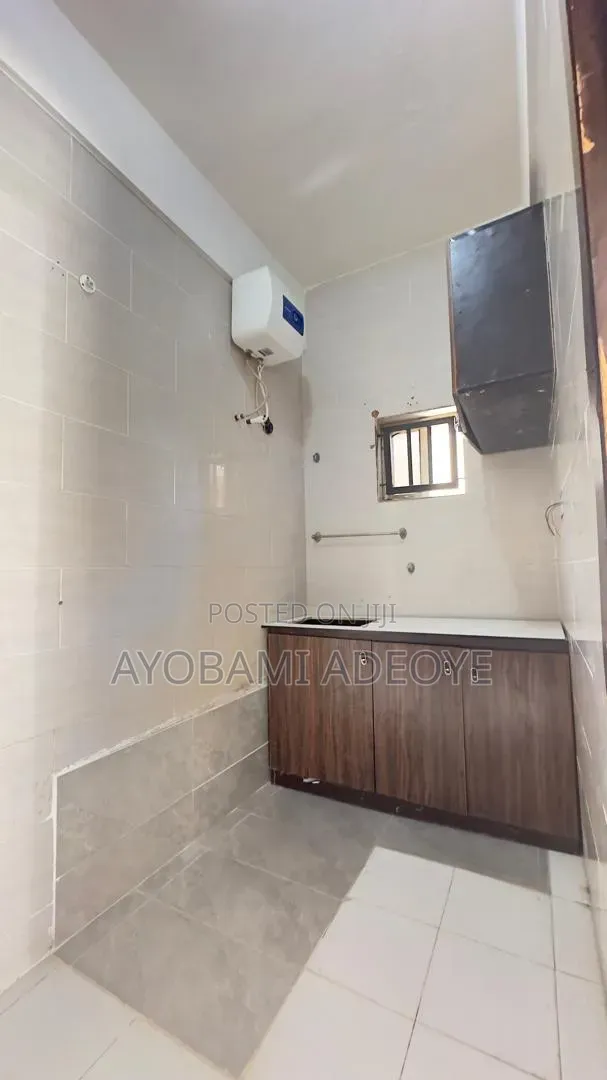 Mini Flat in Osapa London for rent in Osapa london