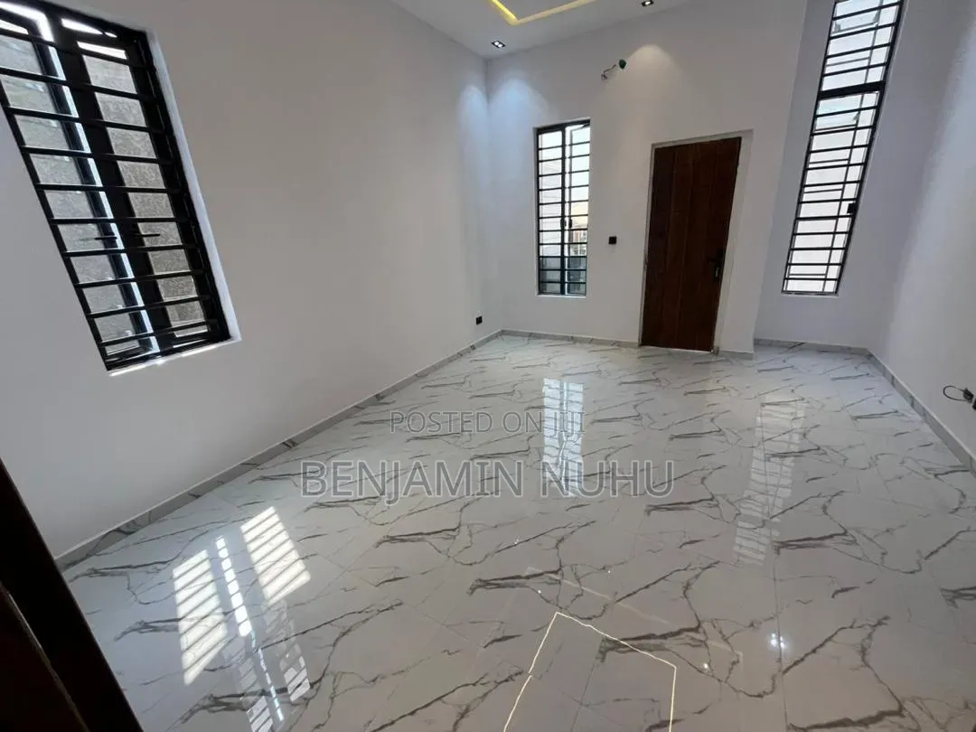 3bdrm Duplex in Happyland Estate, Olokonla for sale in Olokonla