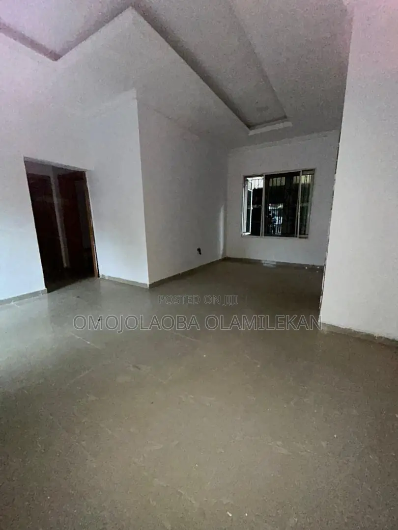 2bdrm Apartment in Ikota for rent in Ikota