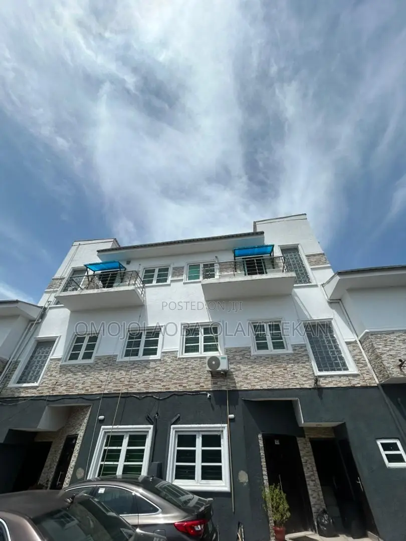 Furnished 2bdrm Apartment in Lekki for rent in Lekki