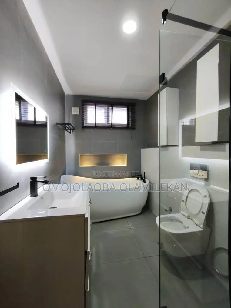 4bdrm Duplex in Lekki Phase 1 for rent in Lekki Phase 1