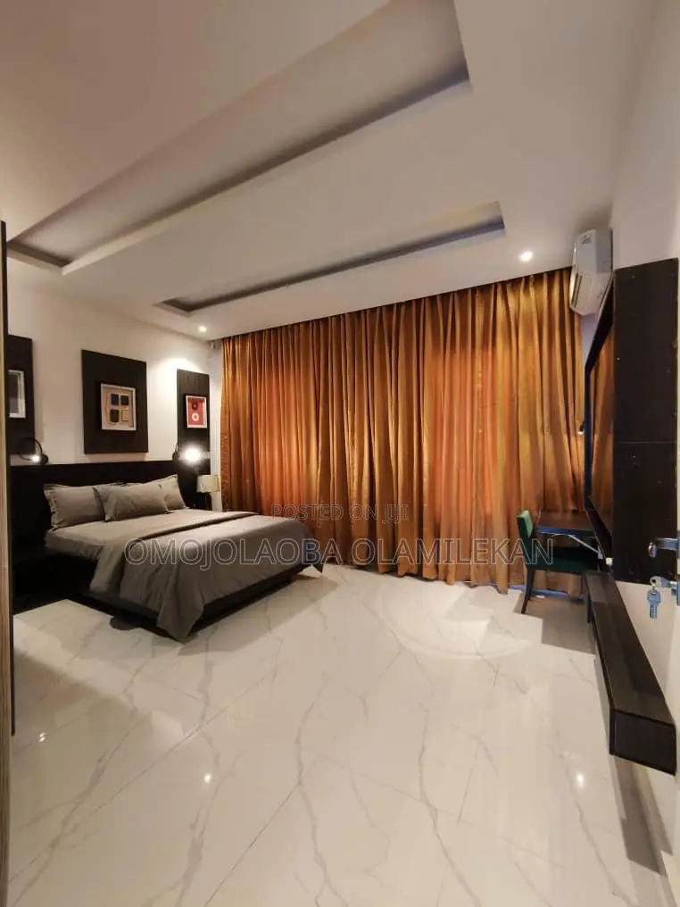 4bdrm Duplex in Lekki Phase 1 for rent in Lekki Phase 1