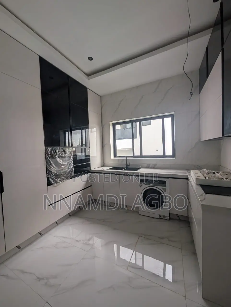 3bdrm Penthouse in Ikeja GRA for rent in Ikeja GRA