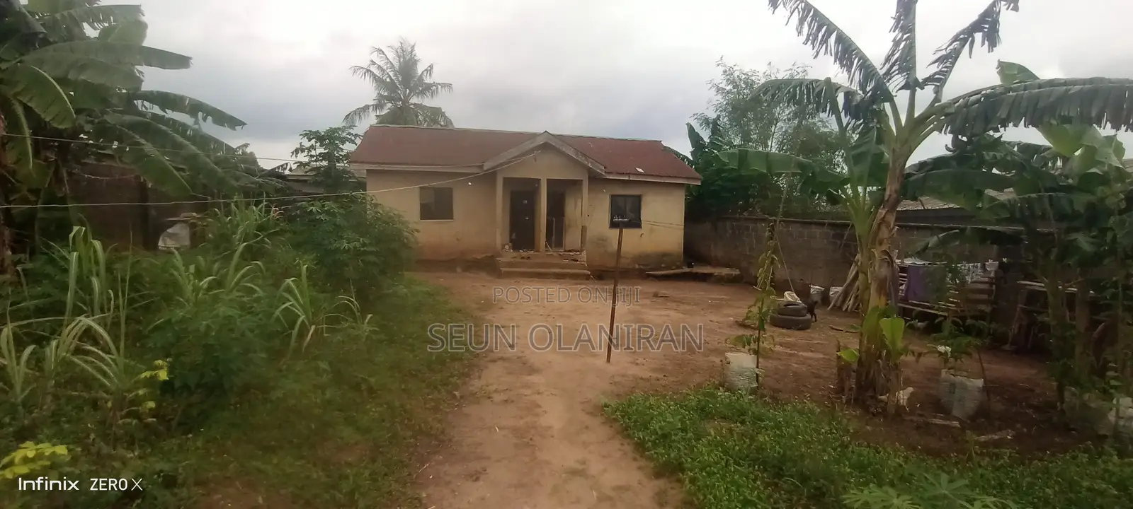 2bdrm Bungalow in Adamo for sale in Adamo