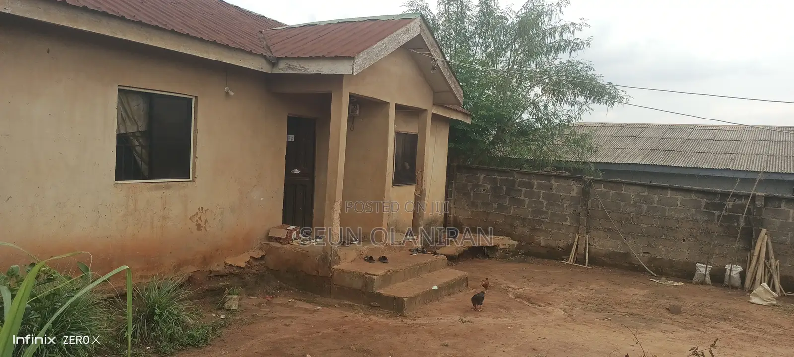 2bdrm Bungalow in Adamo for sale in Adamo