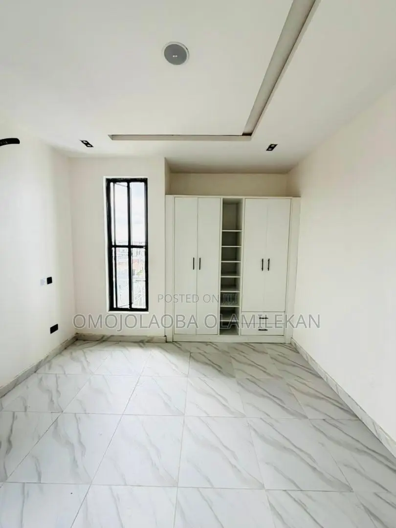 2bdrm Apartment in Iseri Olofin for rent in Iseri Olofin