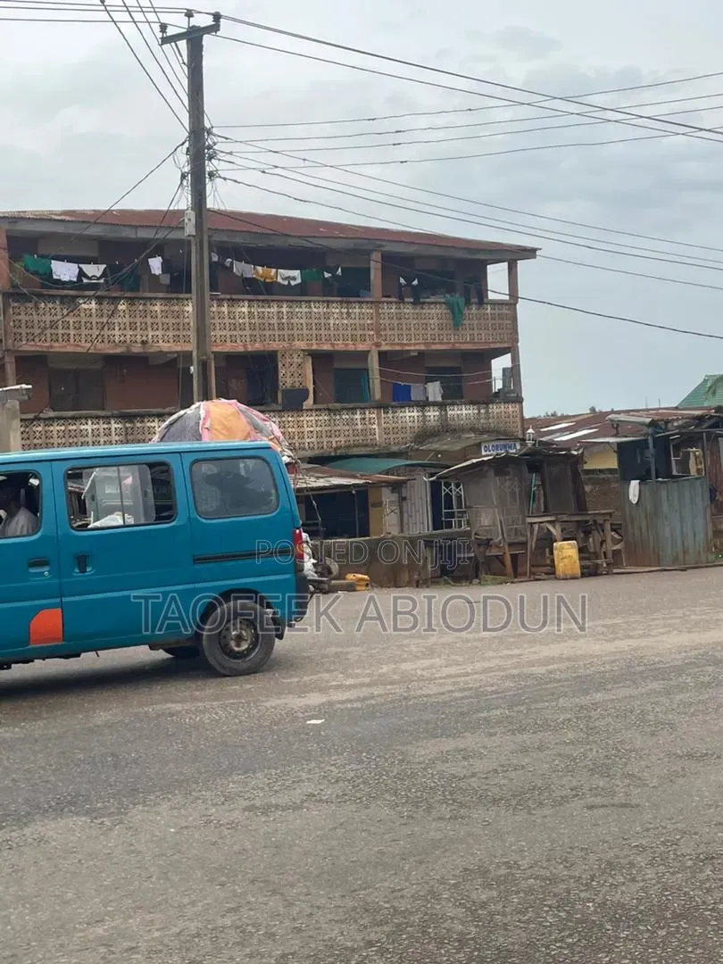 2bdrm Block of Flats in Testing Ground for sale in Olorunda-Osun