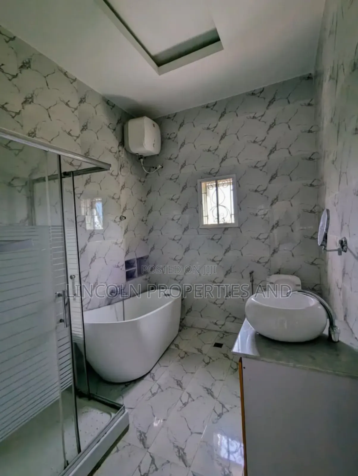 4bdrm Duplex in Shelter Afrique for rent in Uyo