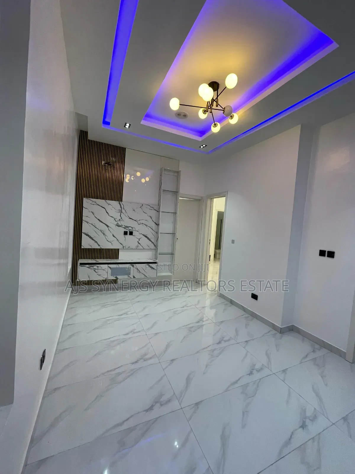 5bdrm Duplex in Oakland Estate, Sangotedo for sale in Sangotedo