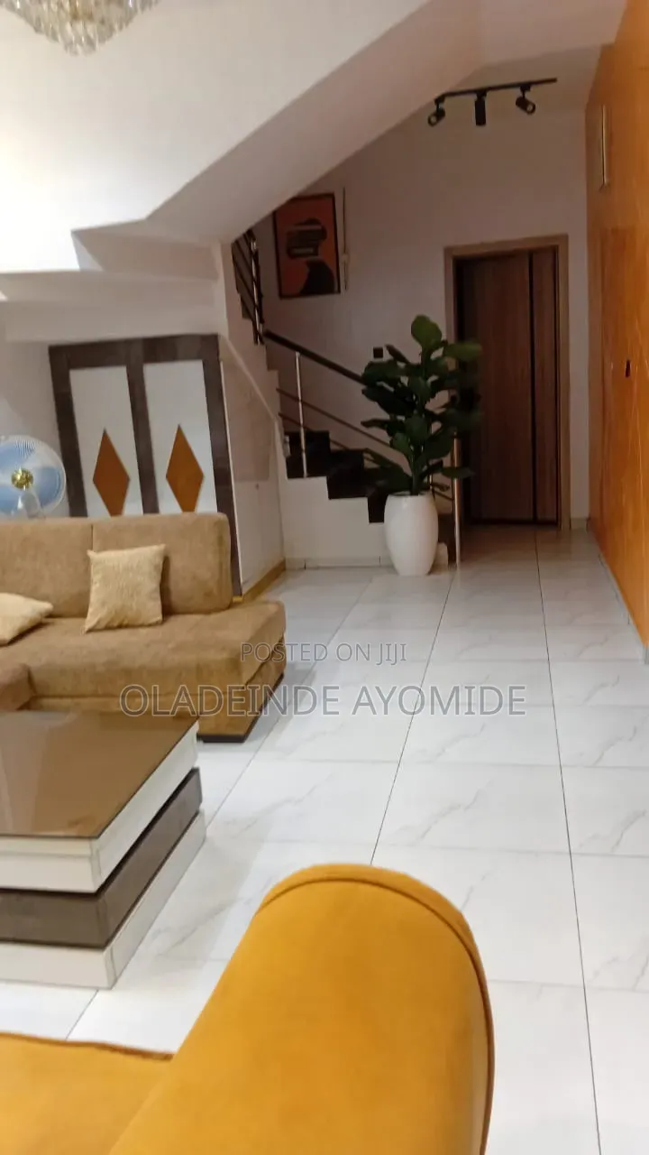 Furnished 3bdrm Duplex in Orchid Lekki, Chevron for rent in Chevron