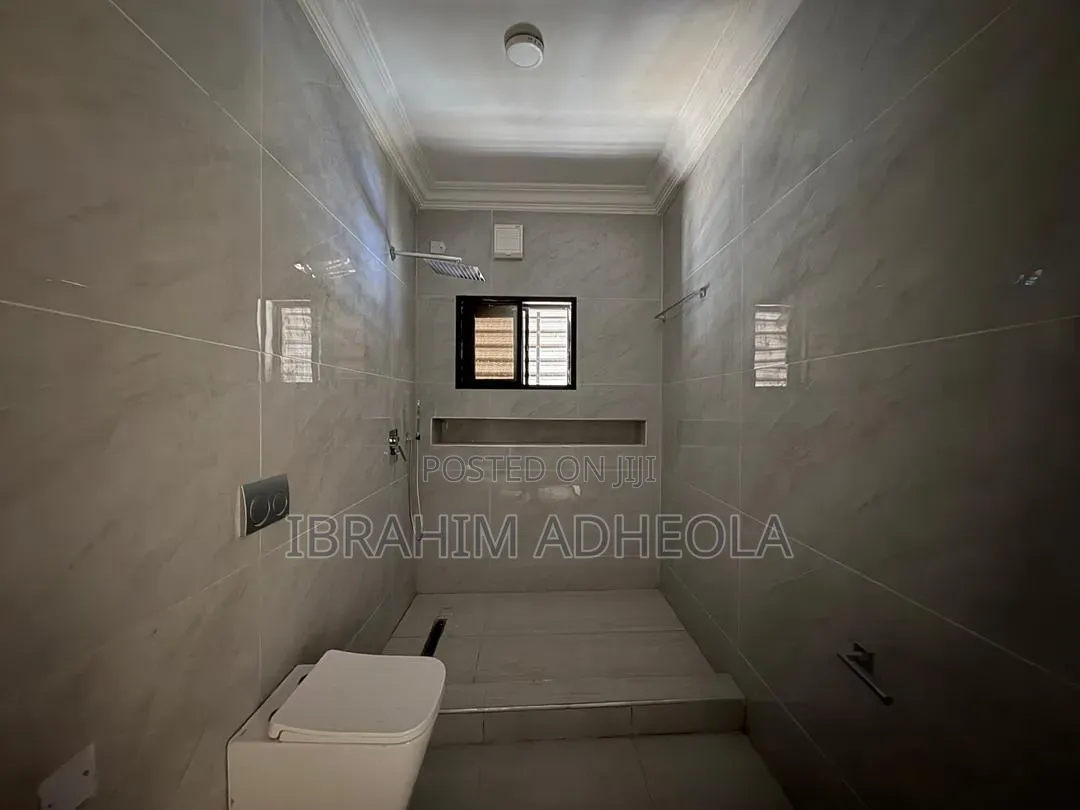3bdrm Apartment in Lekki Phase1 for rent in Lekki Phase 1