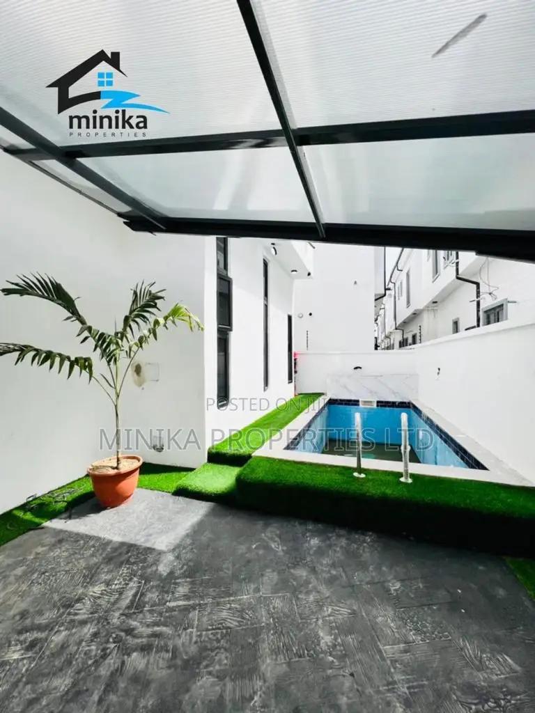 5bdrm Duplex in Royal Pine Estate, Lekki Phase 1 for rent in Lekki Phase 1