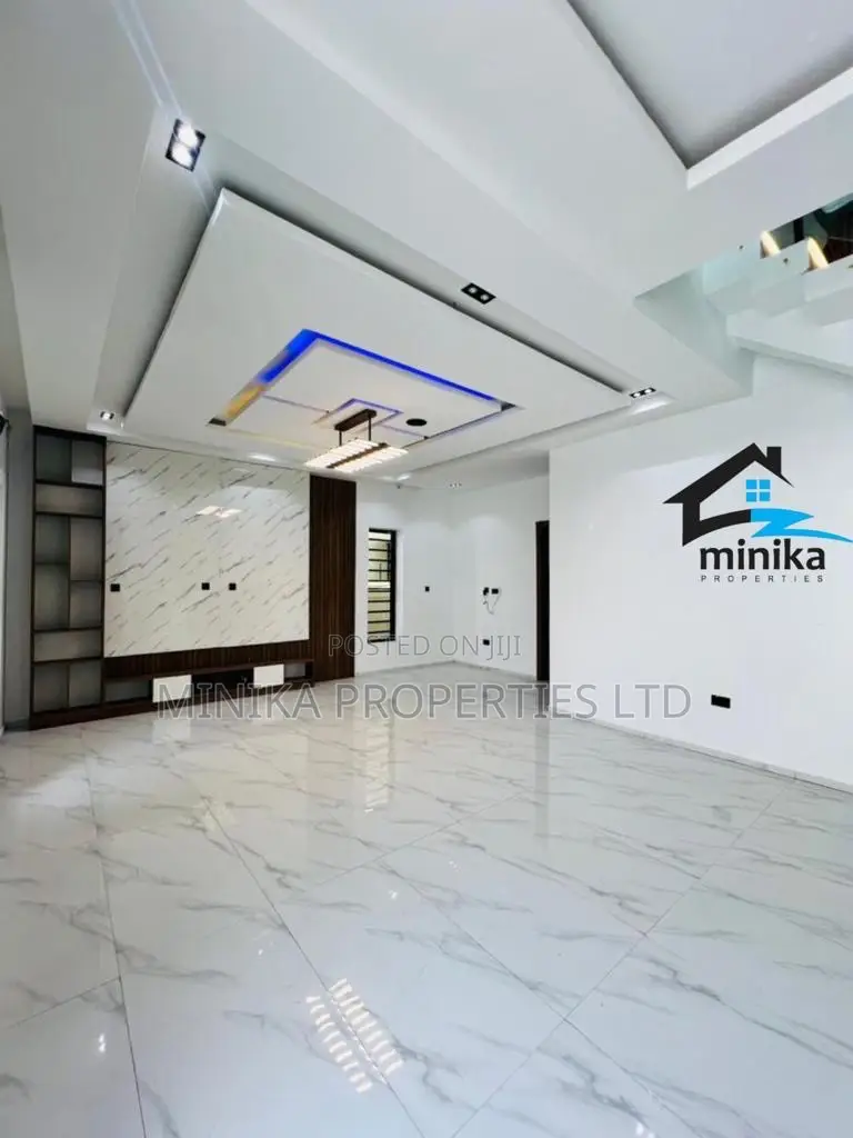 5bdrm Duplex in Royal Pine Estate, Lekki Phase 1 for rent in Lekki Phase 1